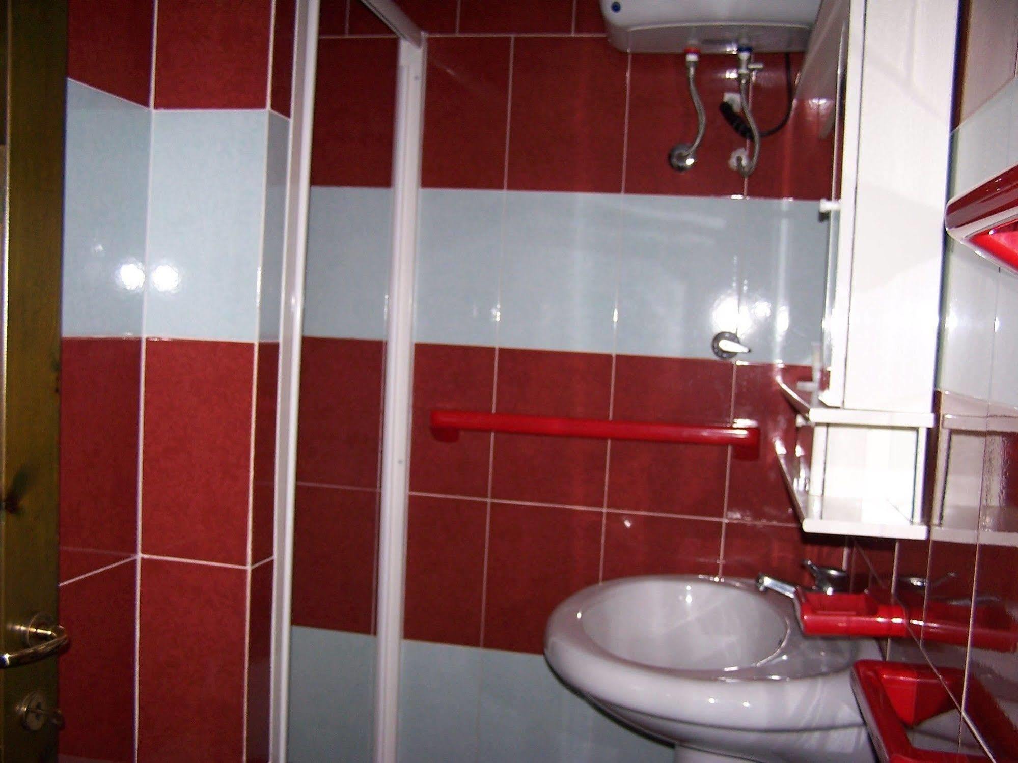 Residence Verde Mare Official Site ตอร์โตลี ภายนอก รูปภาพ